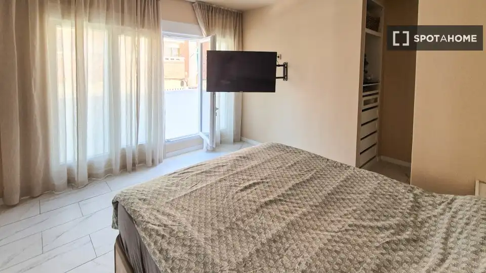 Habitación 144 m², Alicante
