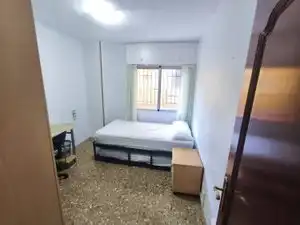 Piso de 85 m² en Almería