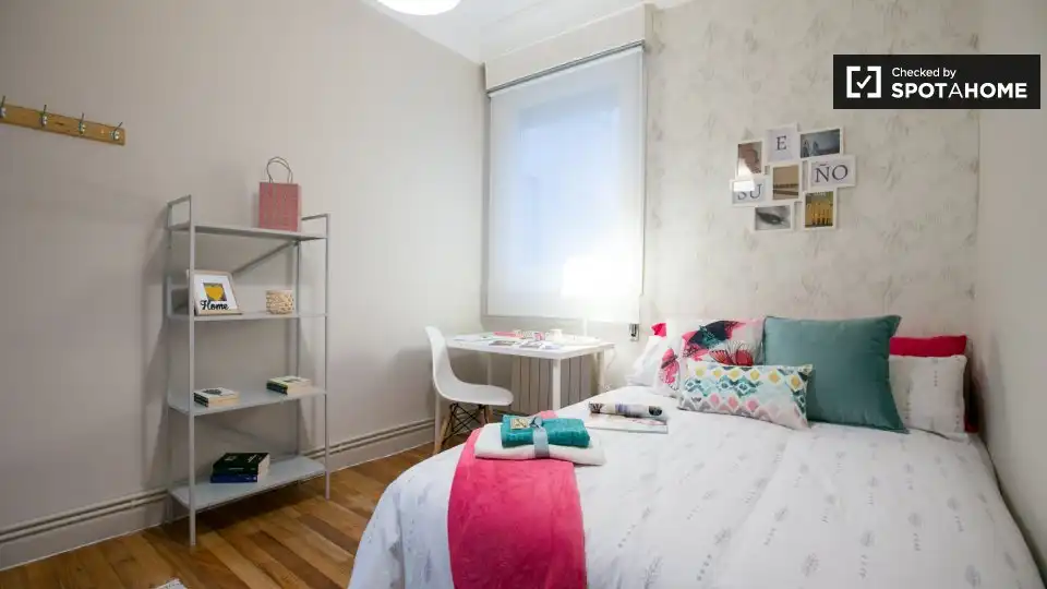 Habitación 138 m², Bilbao