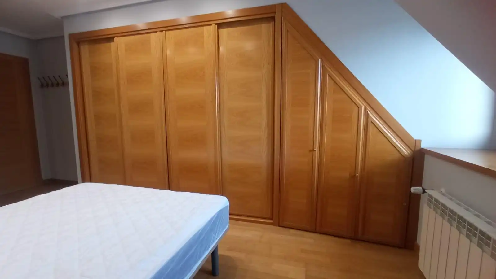 Piso de 93 m² en Oviedo