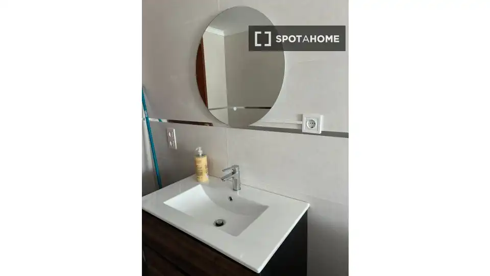 Habitación 150 m², Bilbao