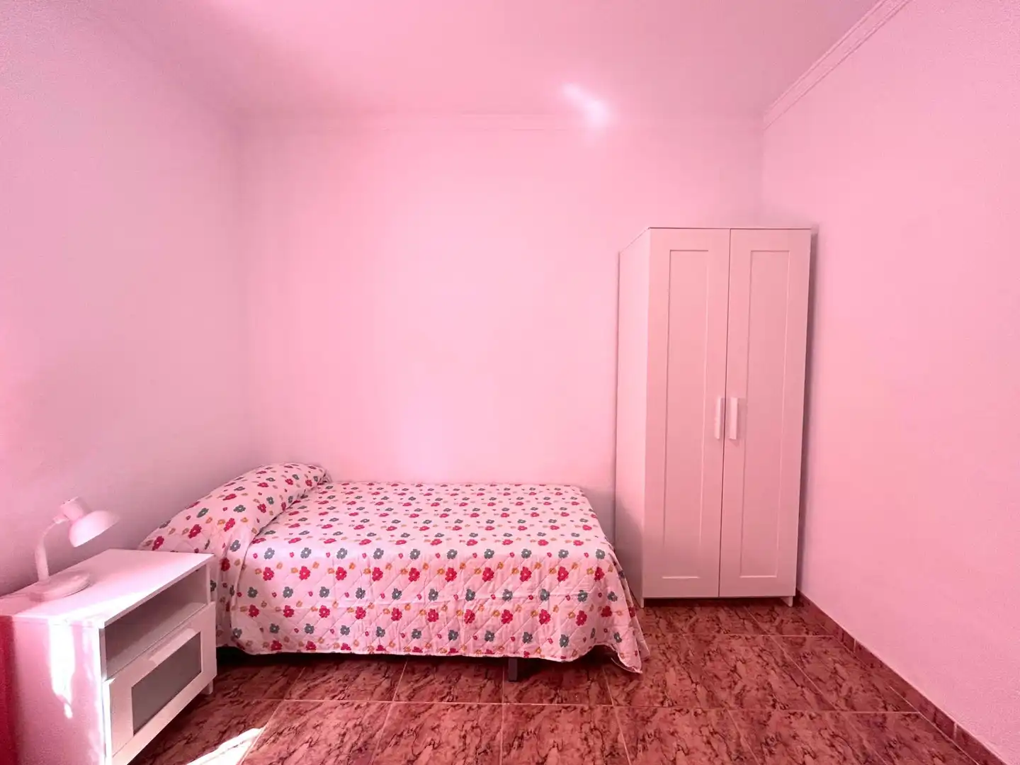 Habitación 72 m², Almería