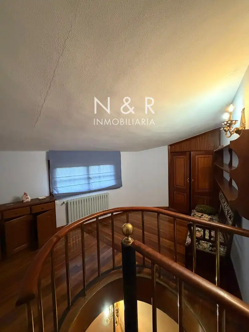 Pis de 138 m² a Santiago de Compostel·la