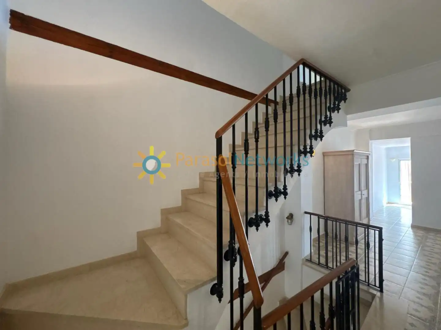 Casa de 262 m² en Ador
