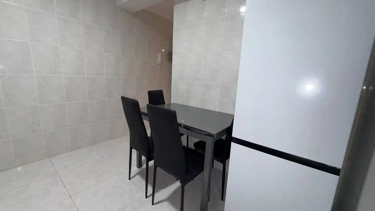 Piso de 95 m² en Ourense