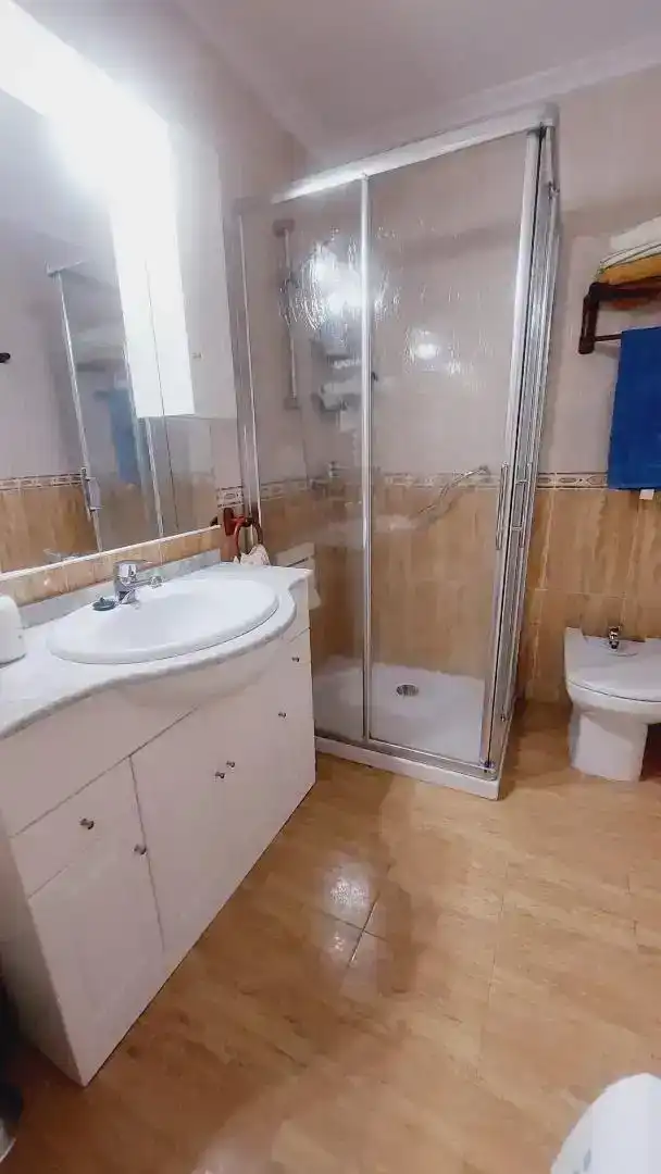 Piso de 90 m² en Oviedo