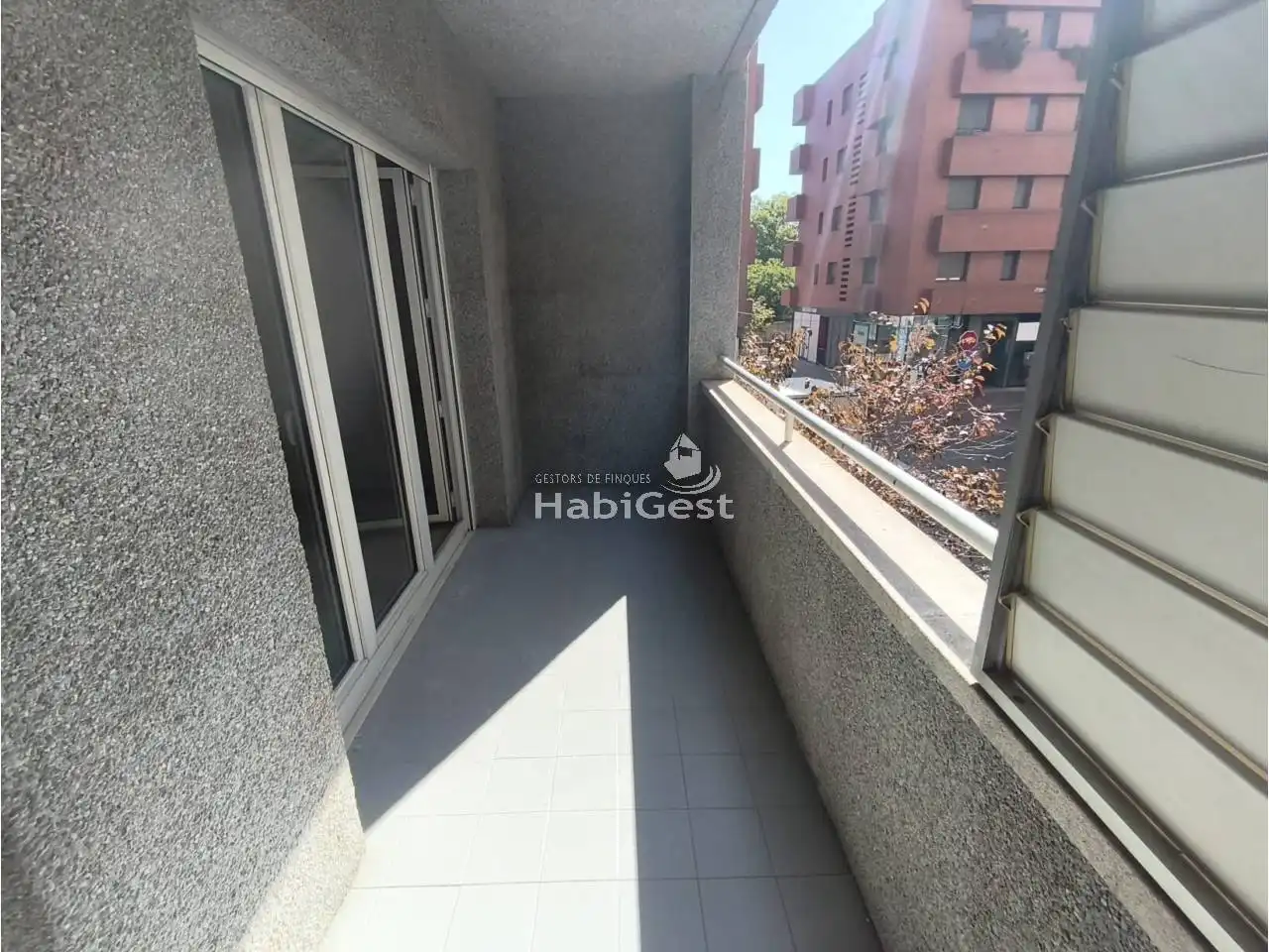 Piso de 98 m² en Gerona