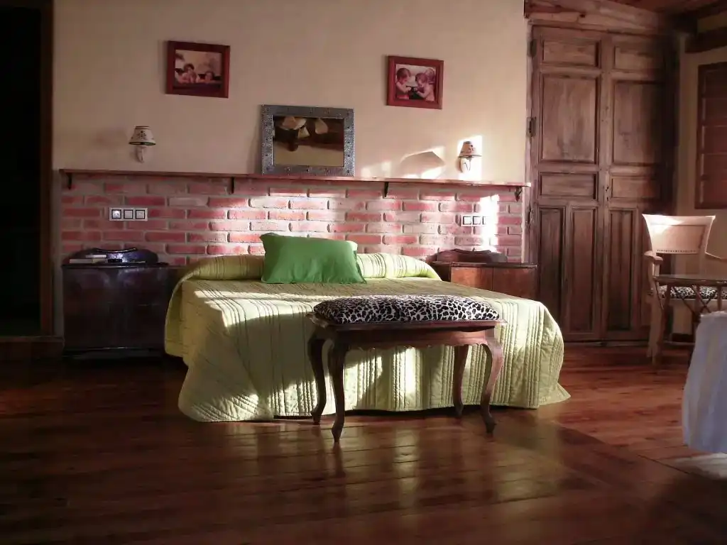 Casa de 300 m² en Peñas de San Pedro