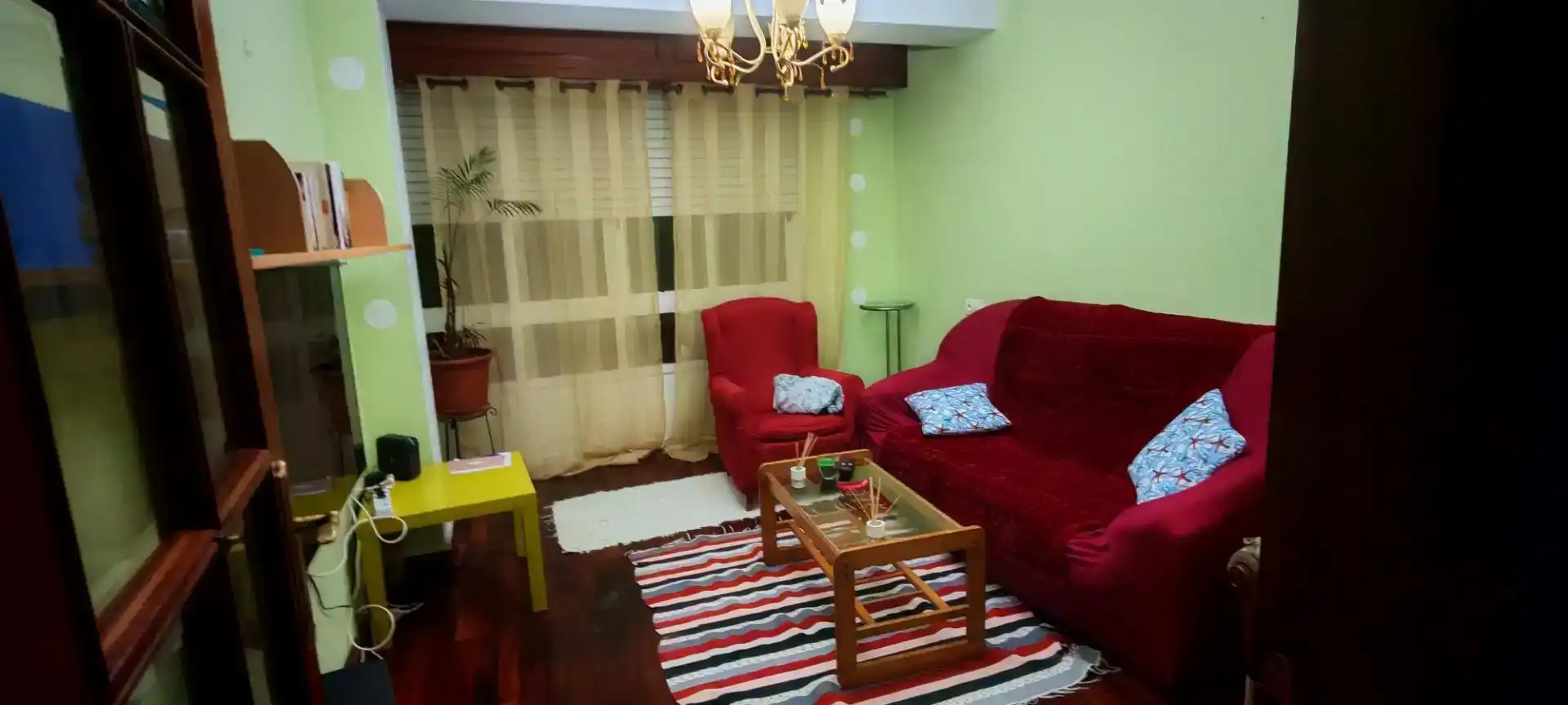 Habitación 90 m², Narón