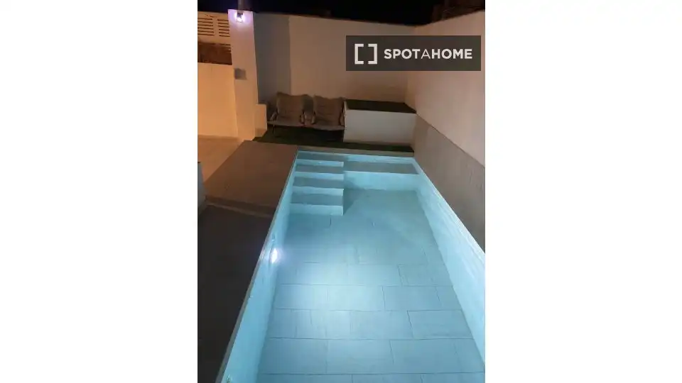 Habitación 219 m², Níjar