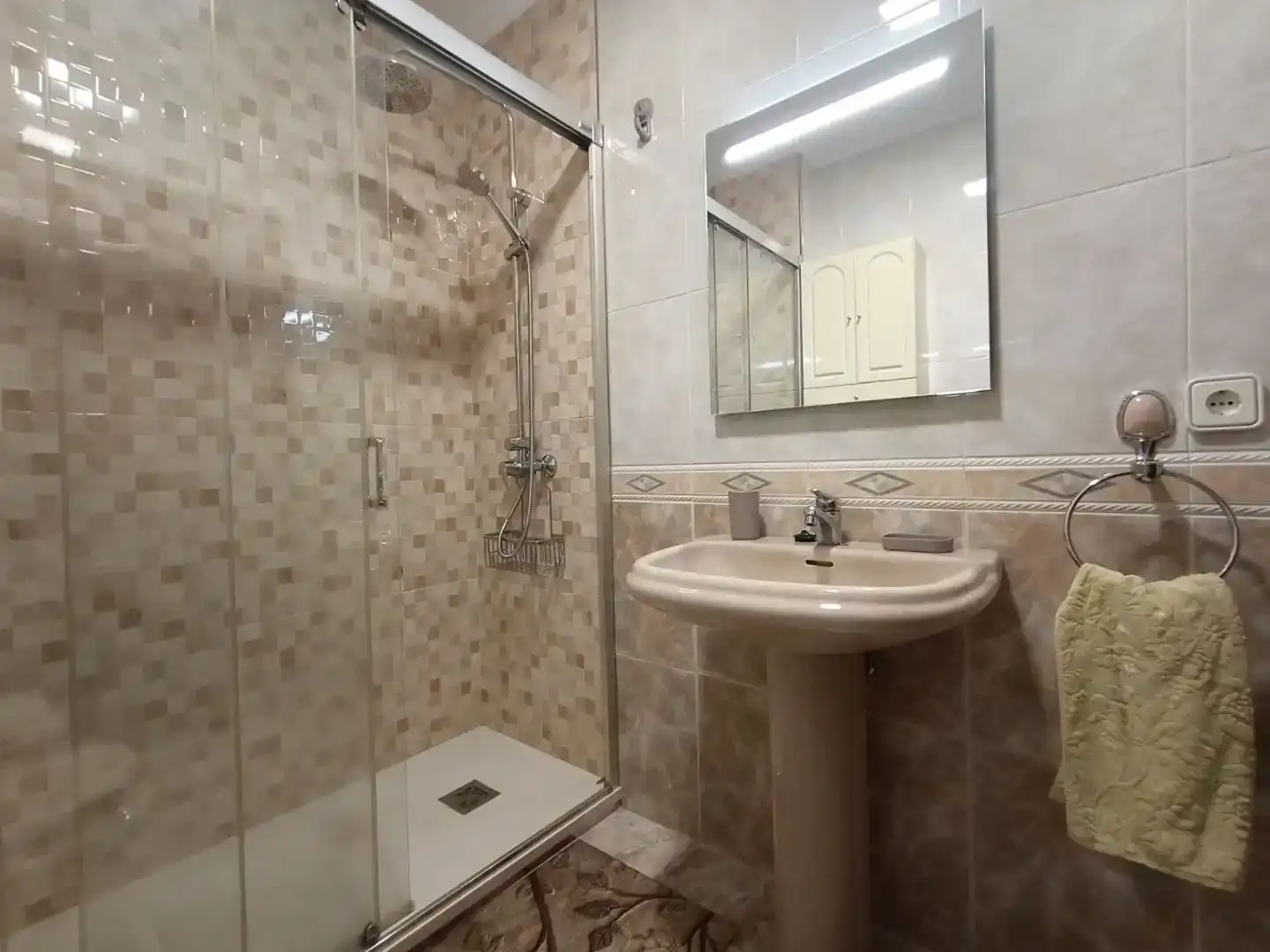 Stanza 90 m², Ferrol