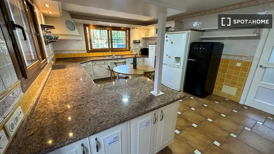 Habitación 25 m², Alhaurín de la Torre