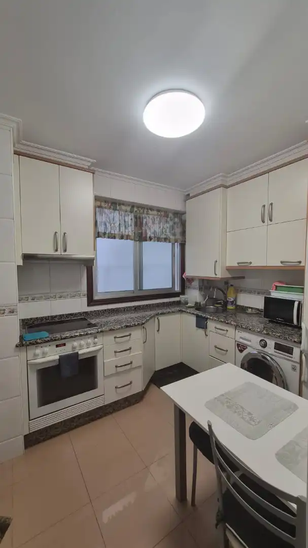 Piso de 95 m² en Vigo