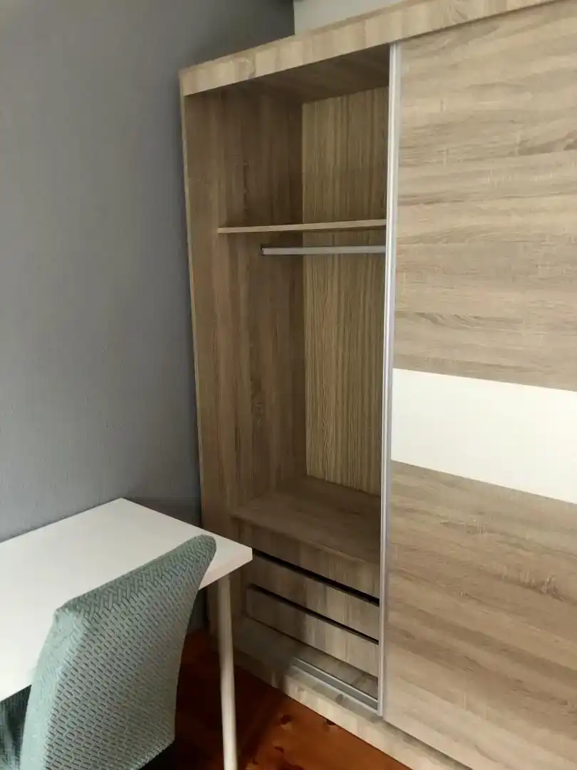 Habitación 80 m², Hernialde