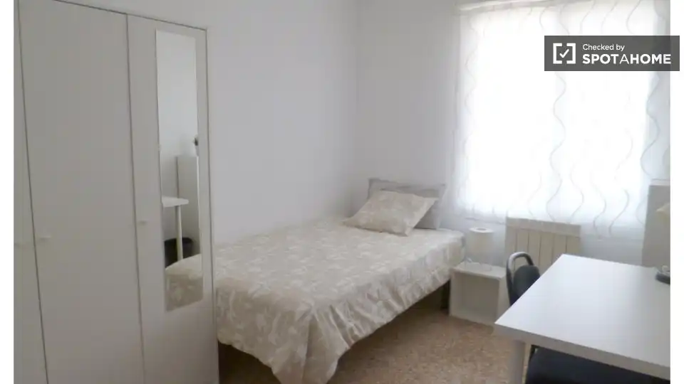 Habitación 104 m², Zaragoza
