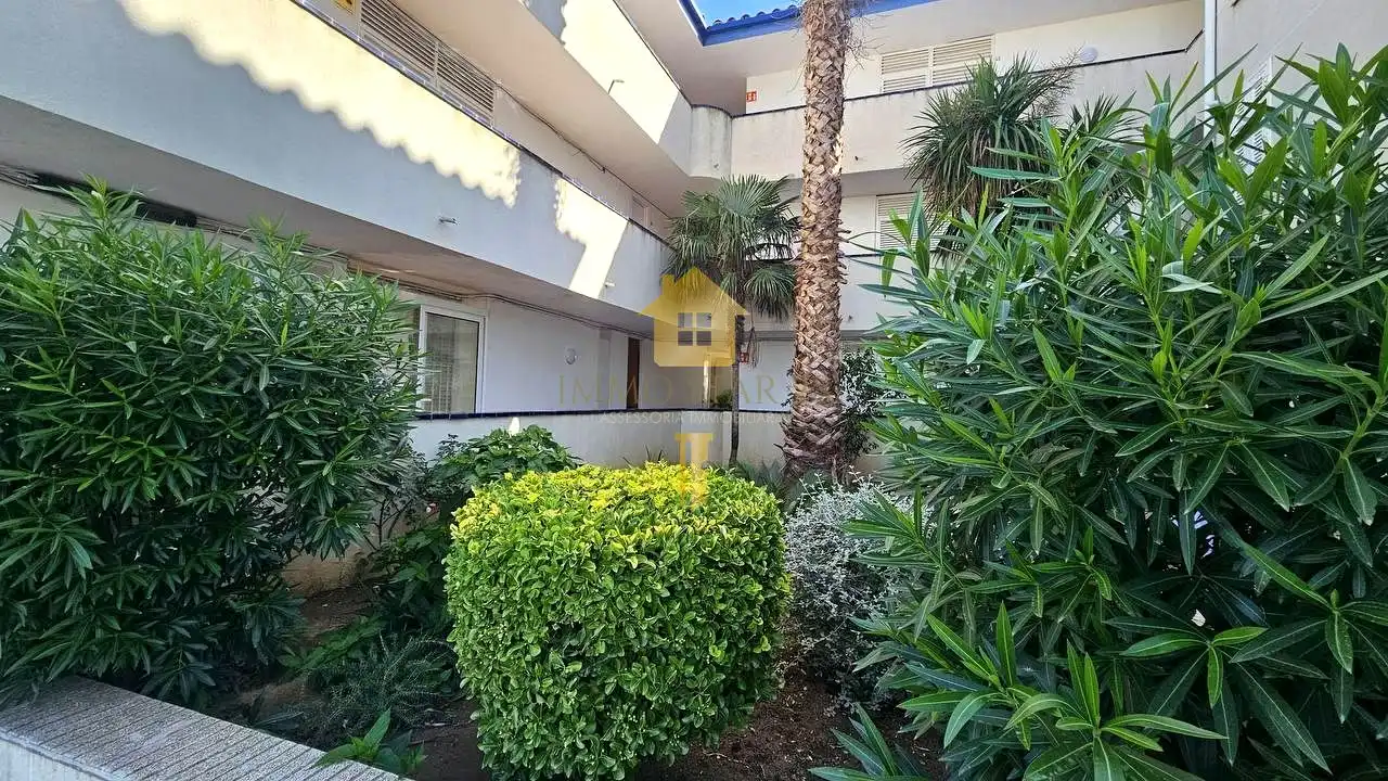 Piso de 60 m² en Roses