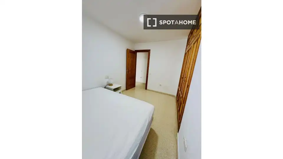 Habitación 150 m², Almería