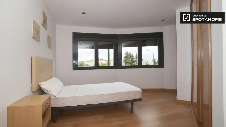 Habitación 105 m², Sevilla