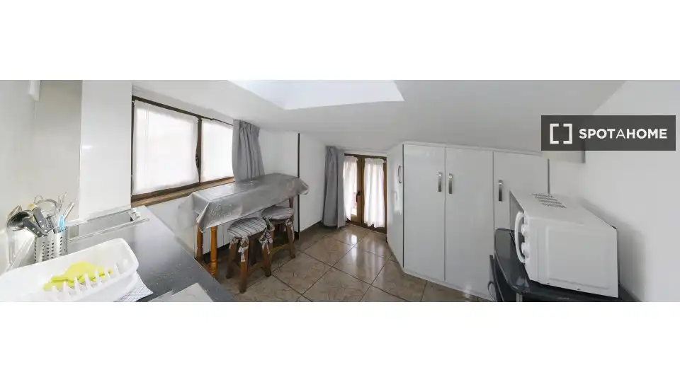Habitación 81 m², Santander
