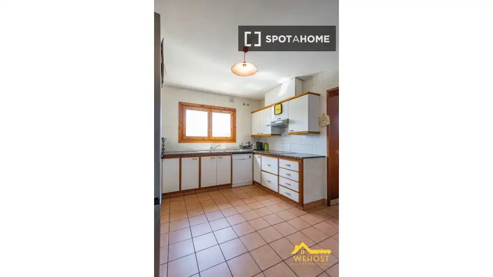 Piso de 1000 m² en Seva