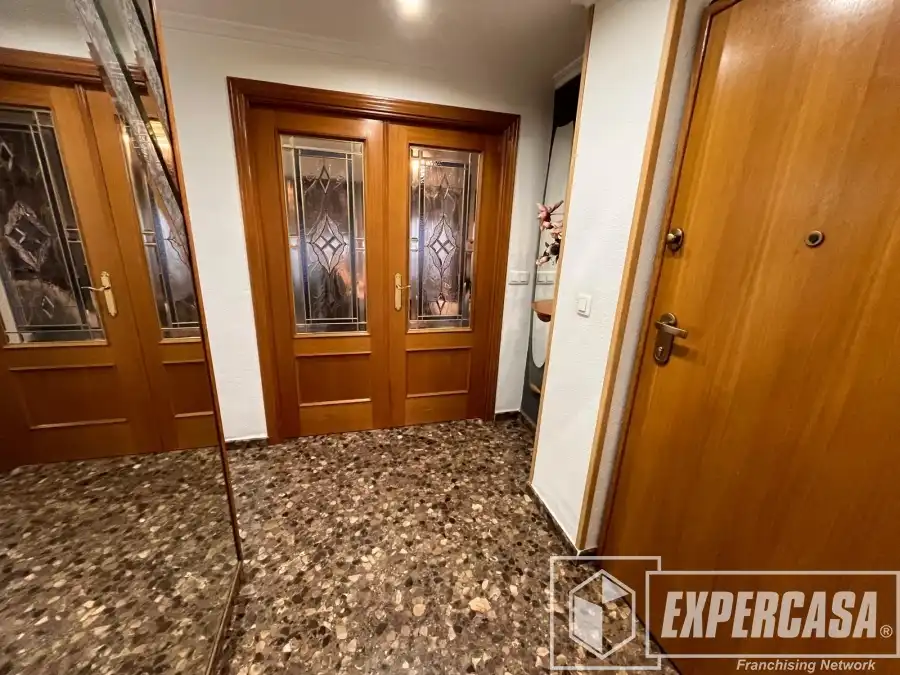 Wohnung 102 m² in Valencia