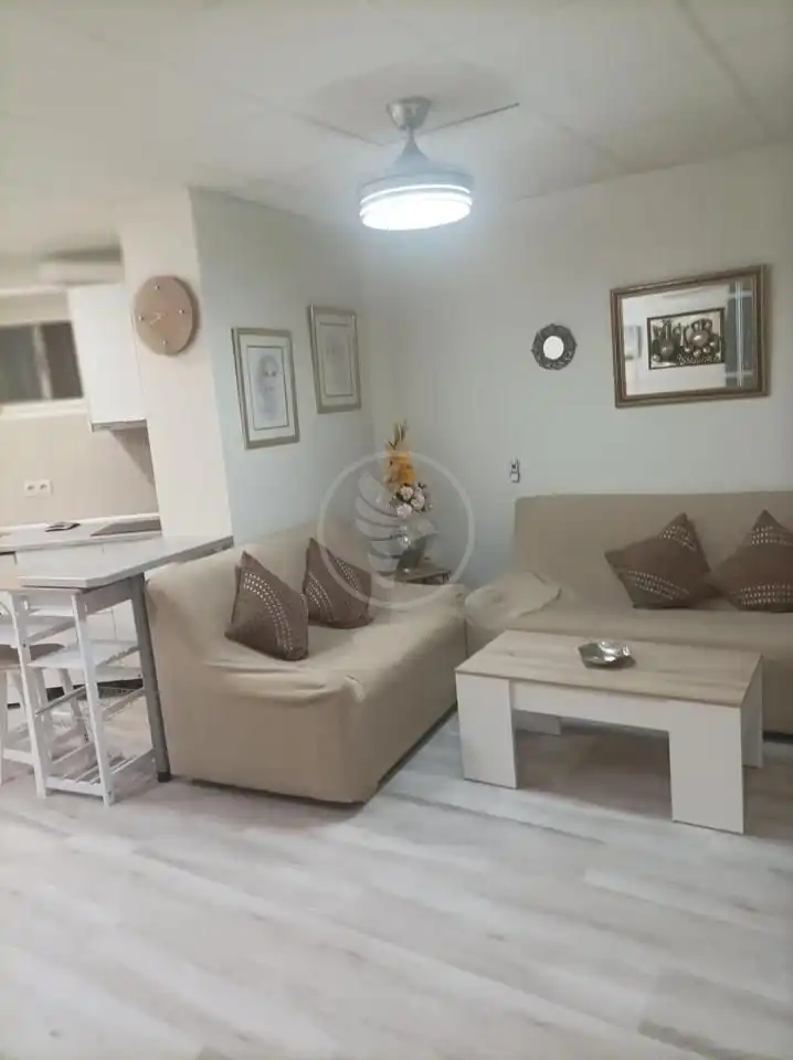 Piso de 60 m² en Linares