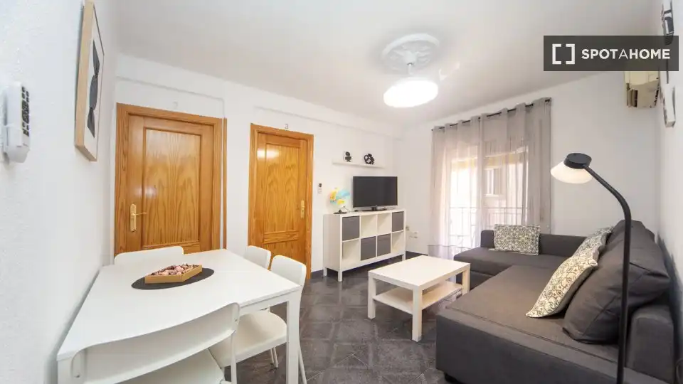 Habitación 86 m², Granada