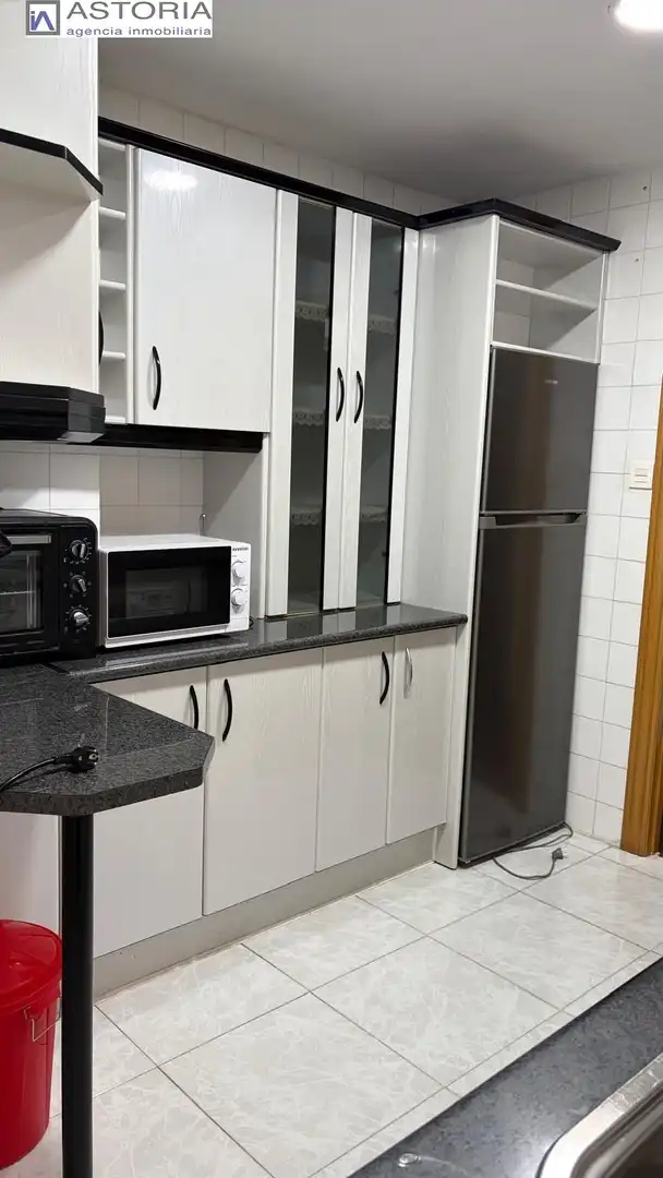 Piso de 100 m² en Granada