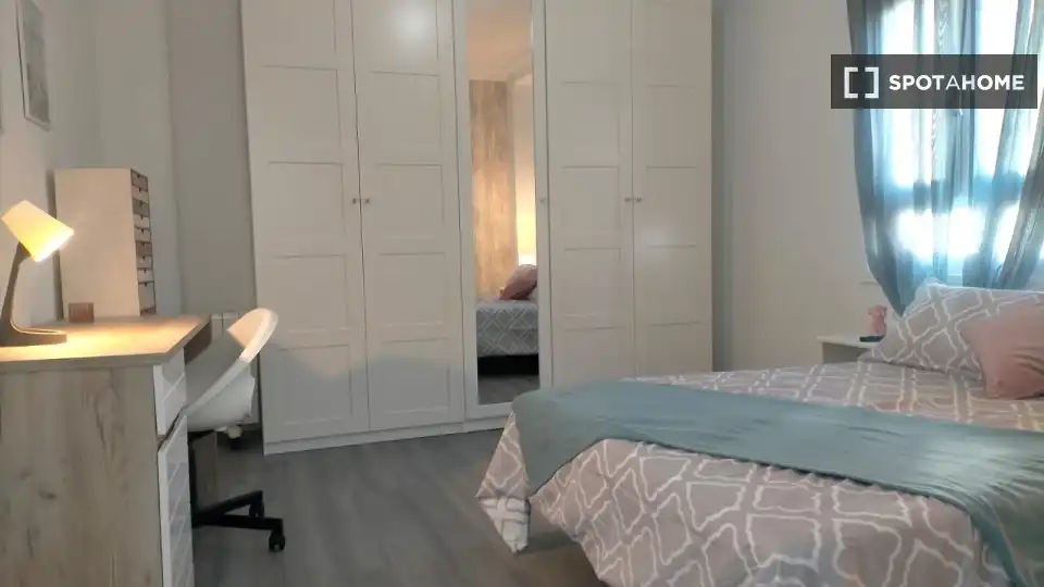 Habitación 92 m², Zaragoza