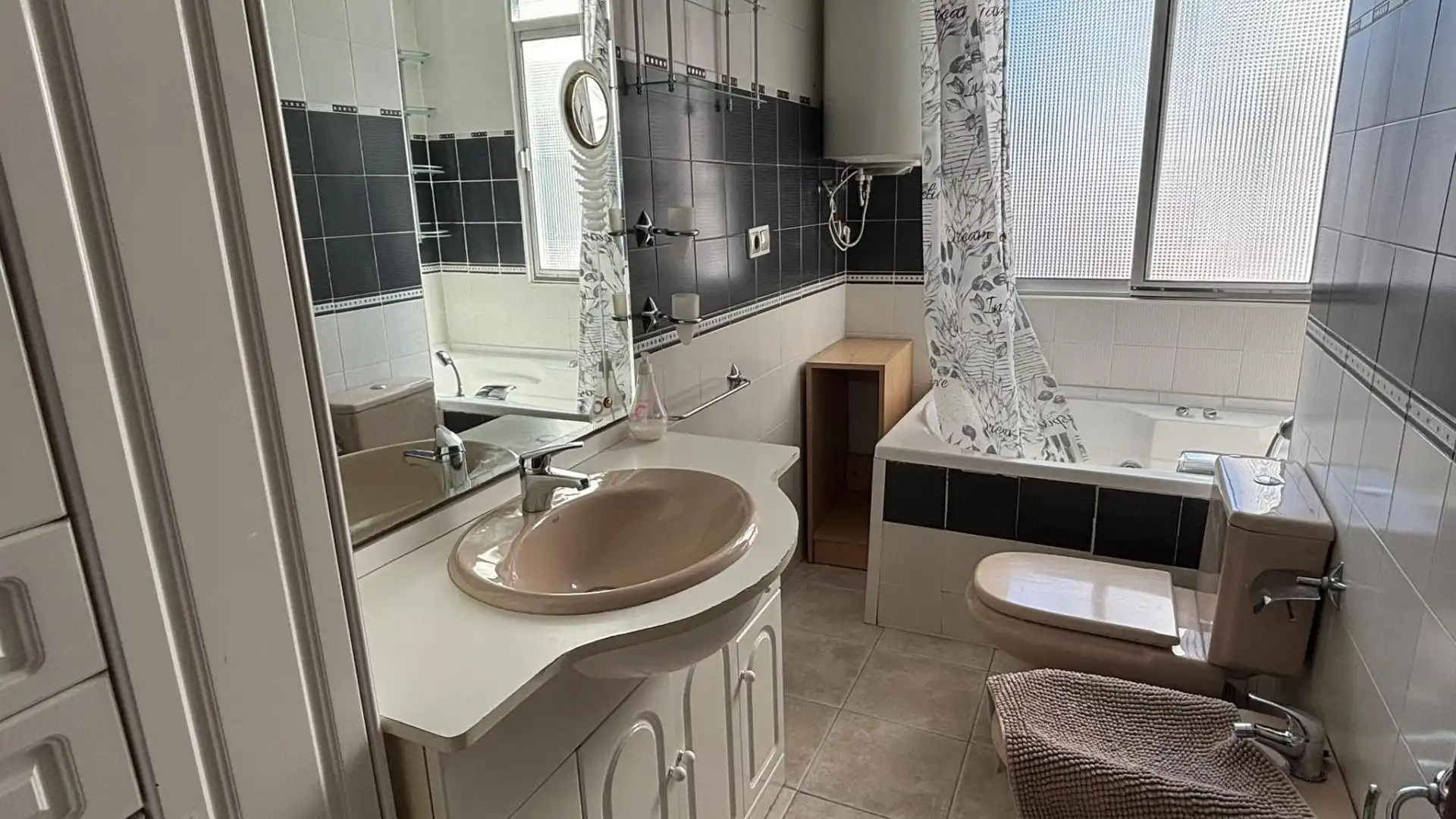 Habitación 82 m², Sevilla