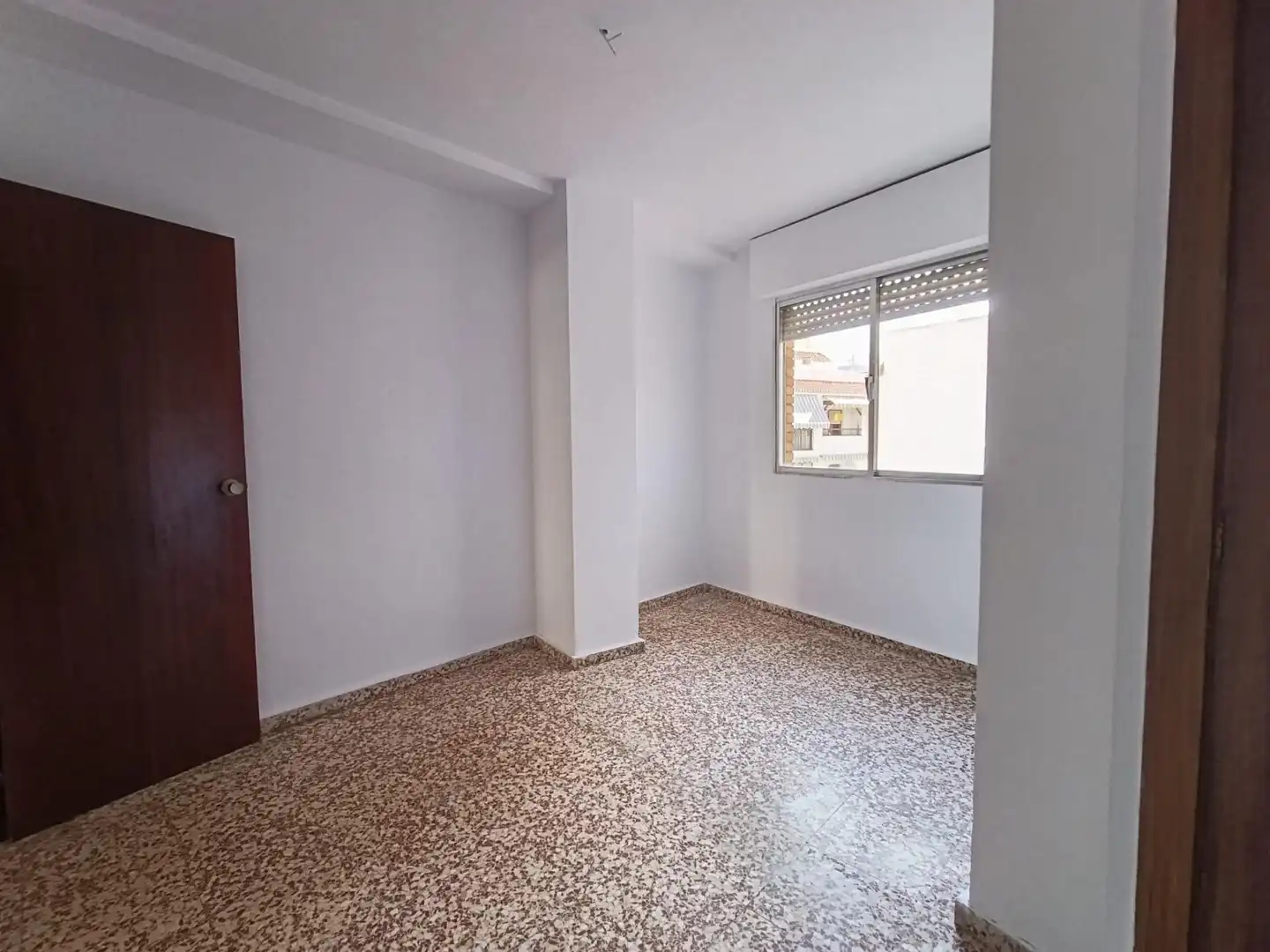 Piso de 80 m² en Adra