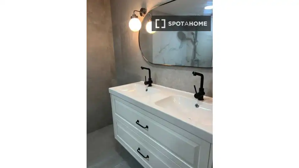 Habitación 81 m², Zaragoza