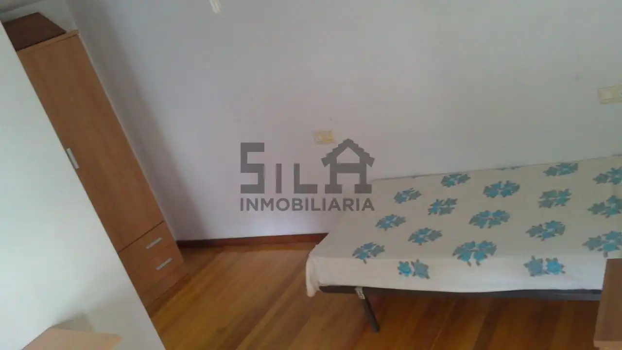 Habitación 140 m², Ourense