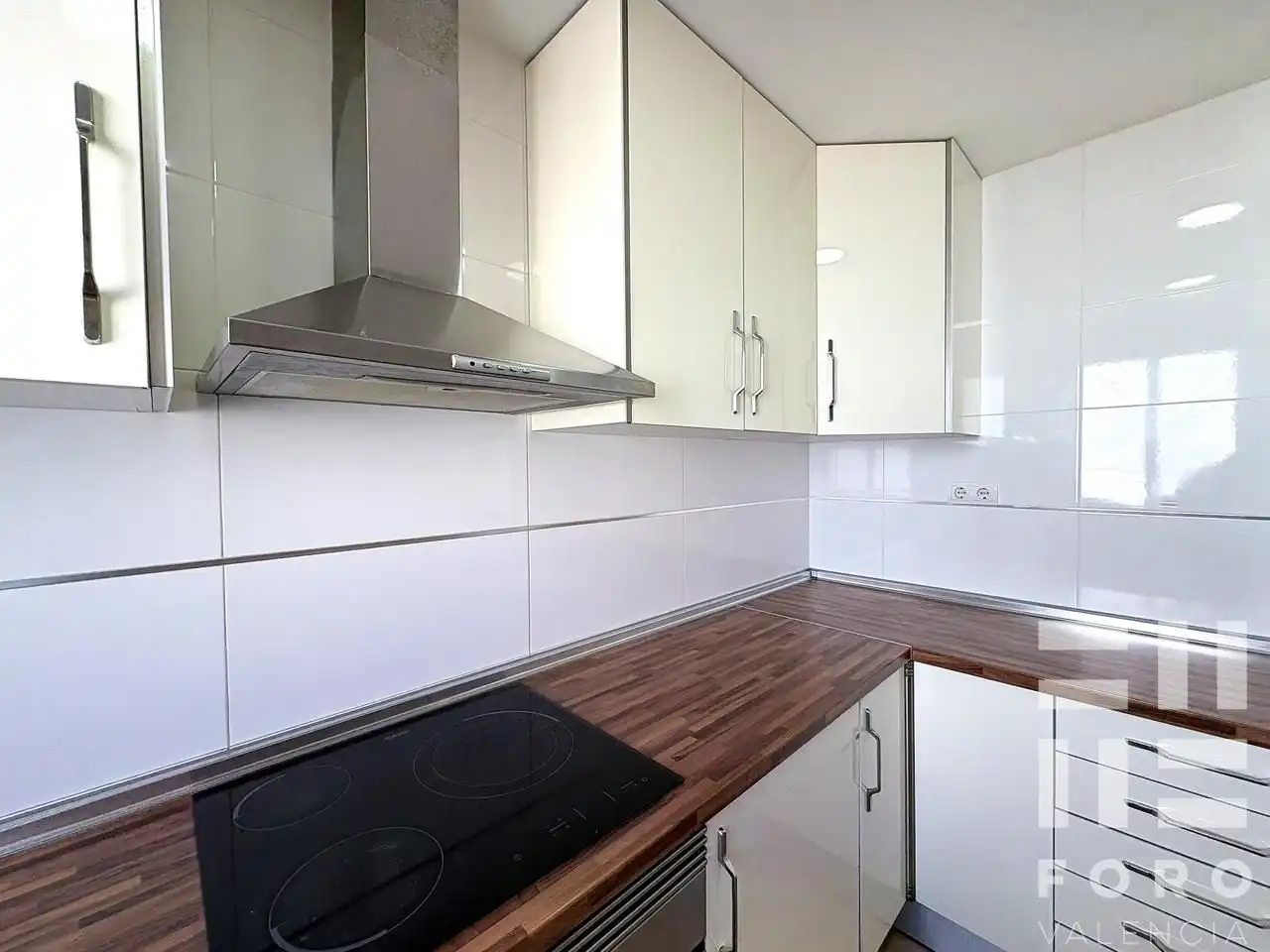 Wohnung 93 m² in Valencia