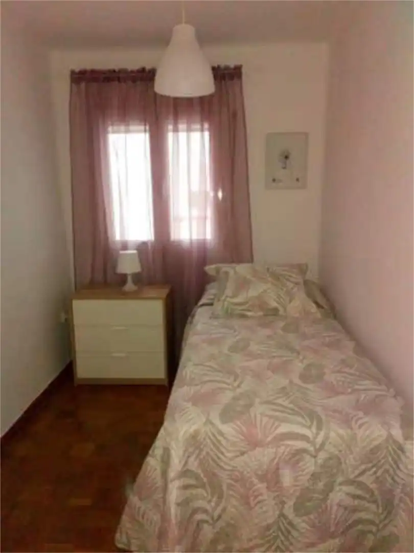 Piso de 100 m² en Cádiz