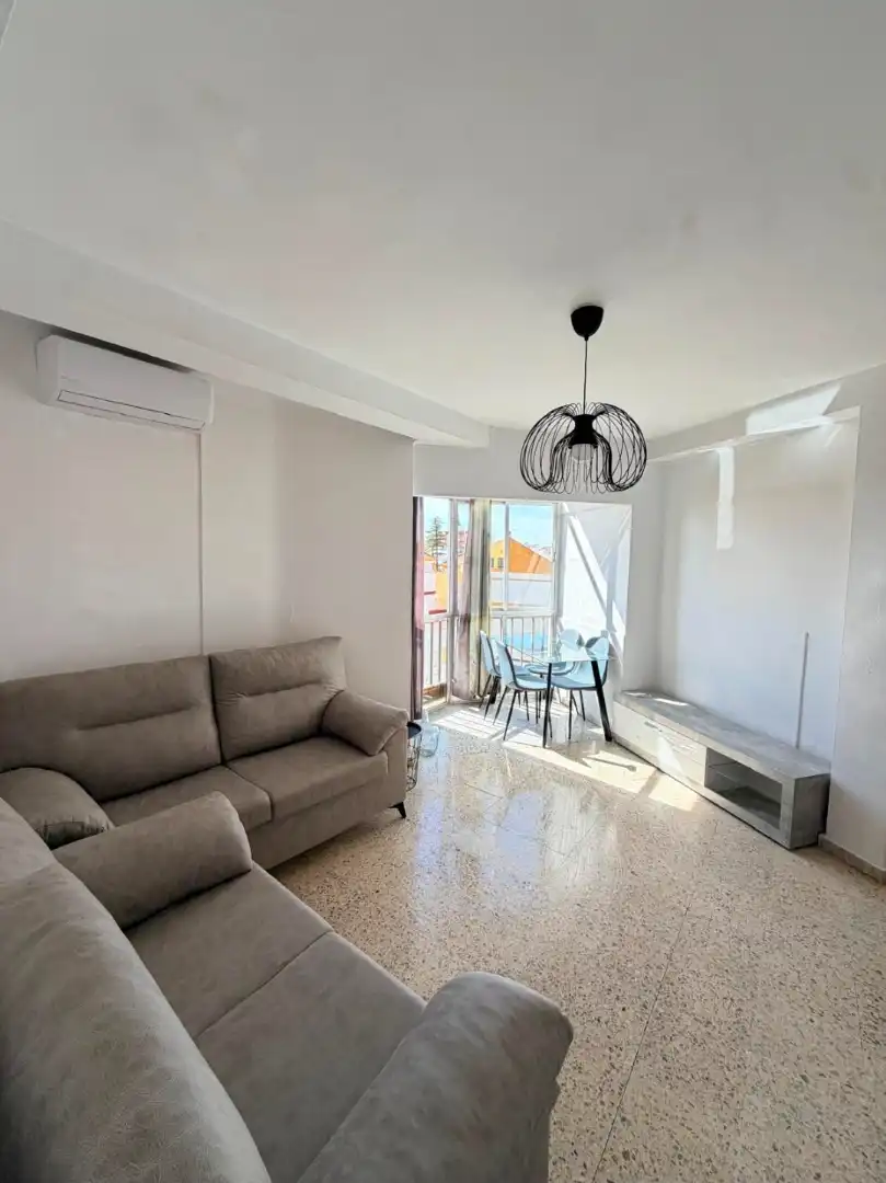 Pis de 90 m² a Dos Hermanas