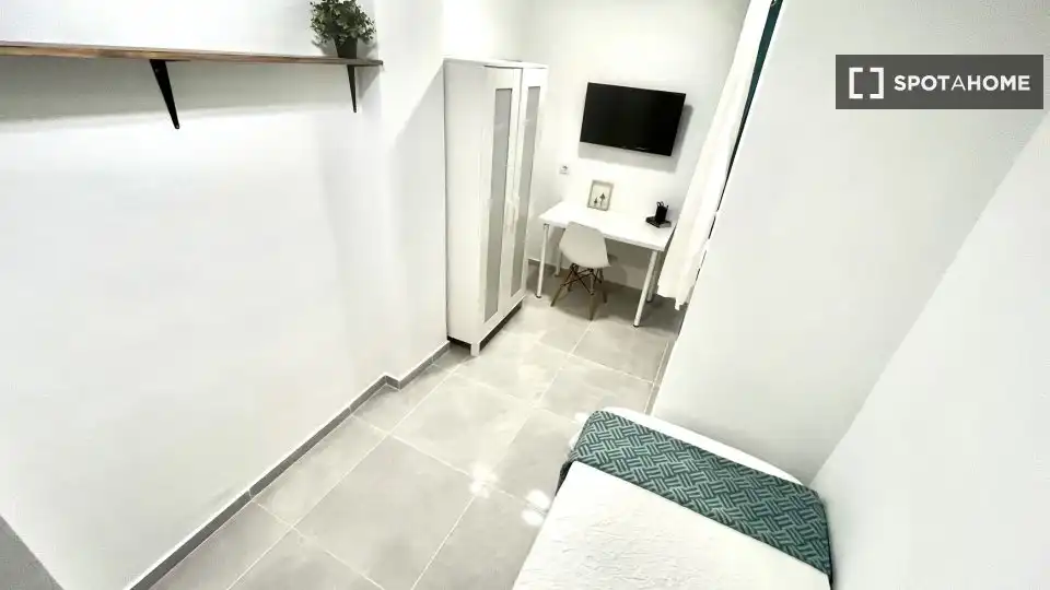 Habitación 81 m², Sevilla
