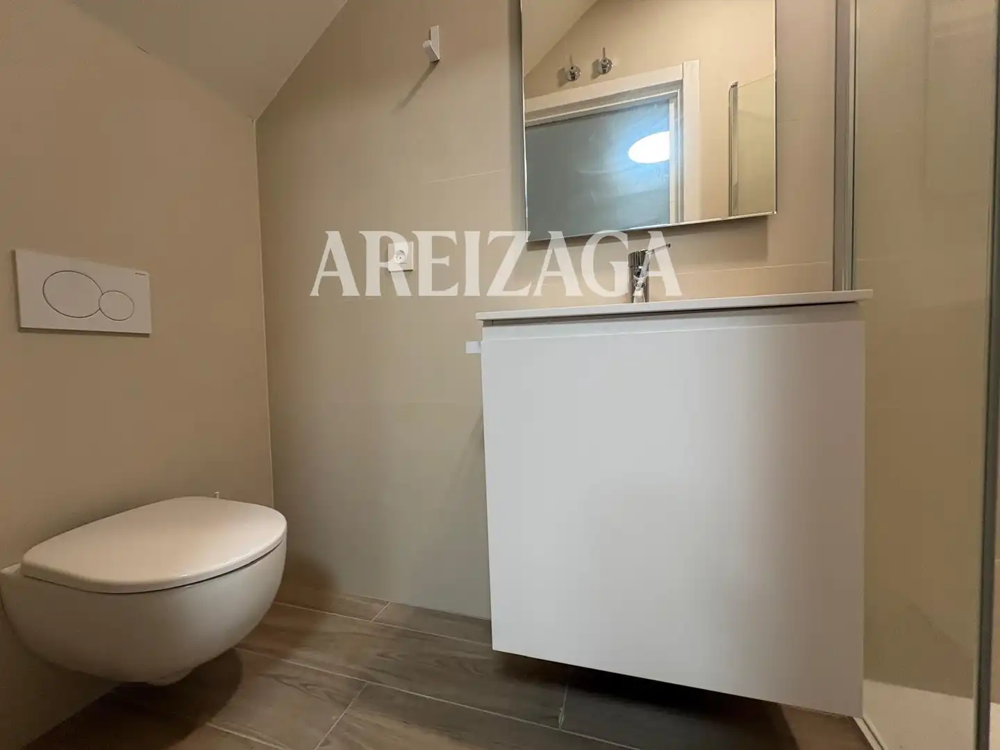 Casa de 200 m² en San Sebastián