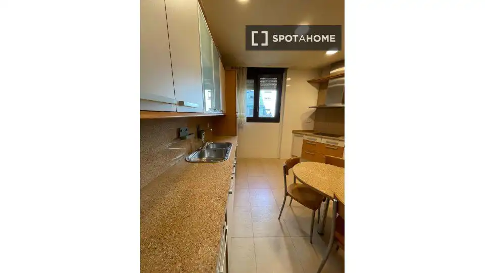Habitación 173 m², Bilbao