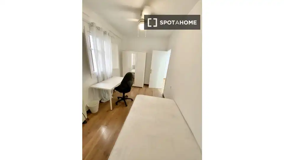 Habitación 98 m², Murcia