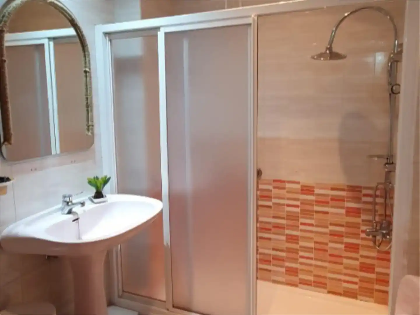 Piso de 95 m² en Linares