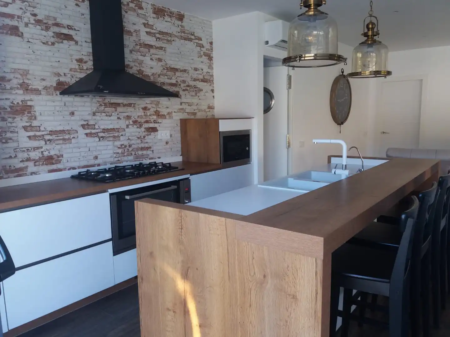 Piso de 200 m² en Vícar