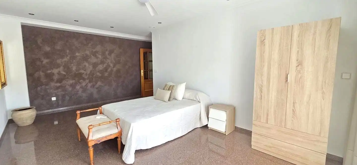 Habitación 100 m², Elche