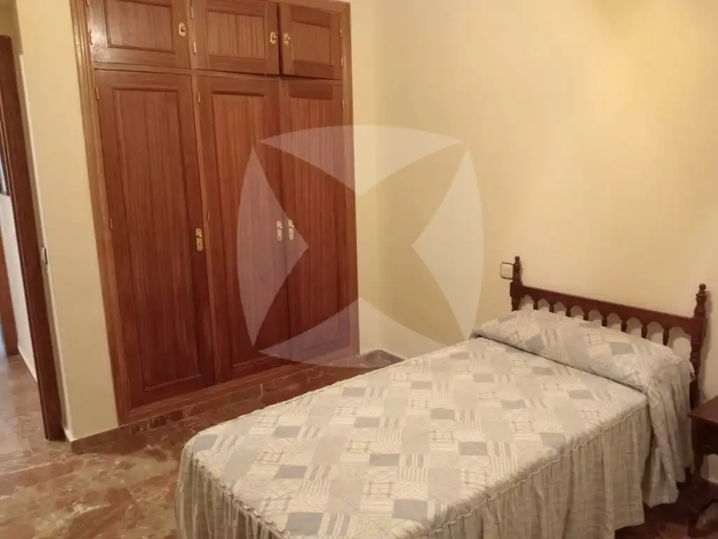 Piso de 140 m² en Badajoz