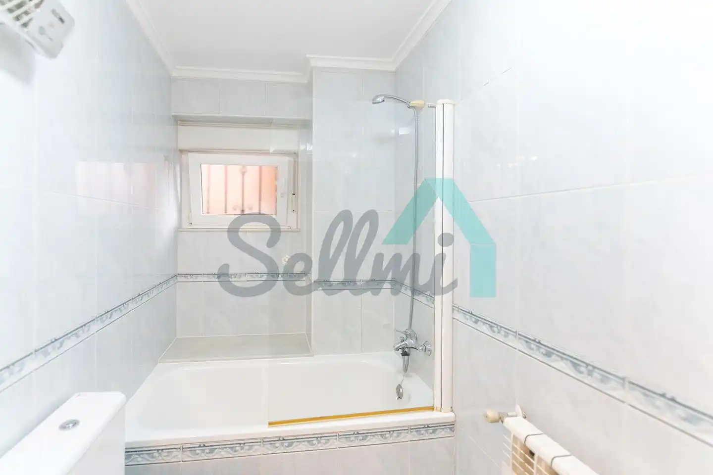 Piso de 80 m² en Oviedo
