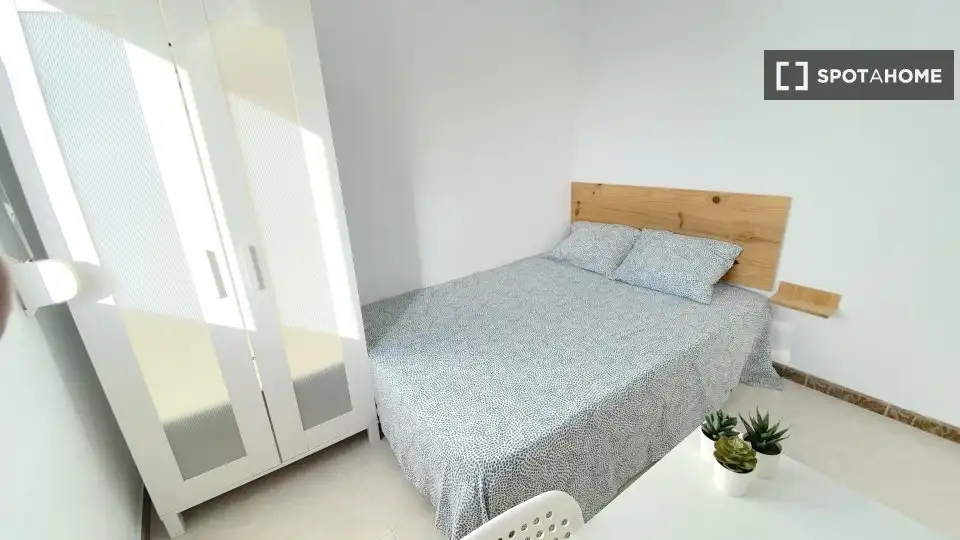 Habitación 86 m², Sevilla