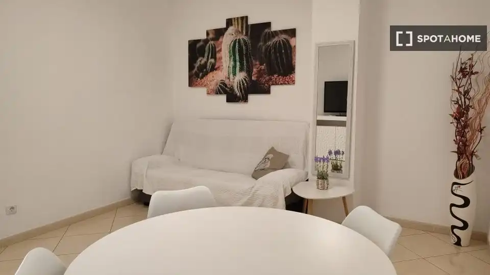 Habitación 92 m², Alicante