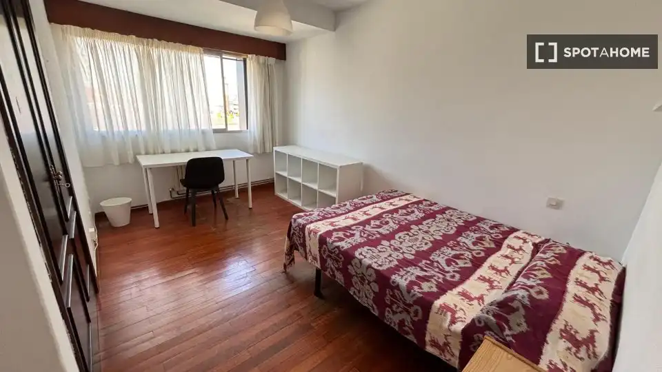 Habitación 115 m², Pontevedra