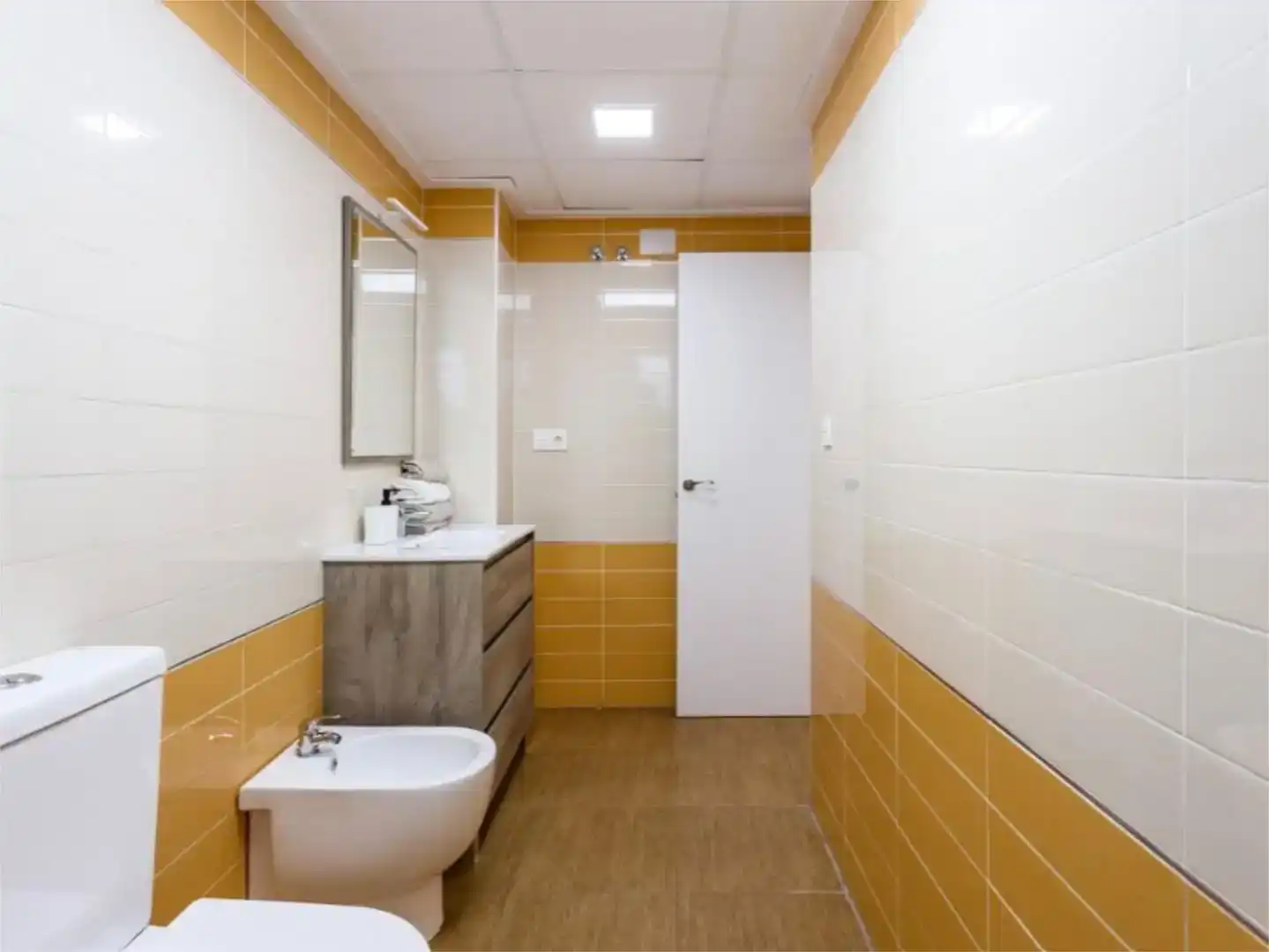 Piso de 60 m² en Linares