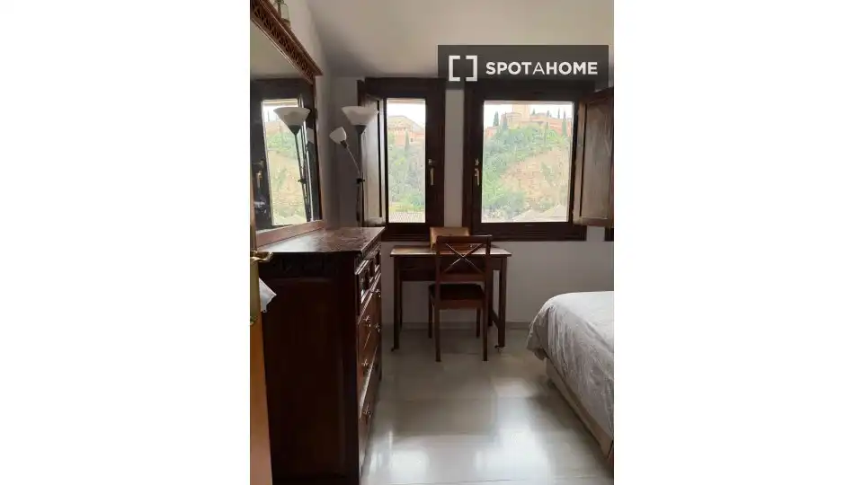 Habitación 113 m², Granada
